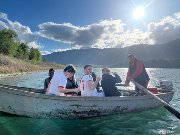 Guide conducteur francophone en Albanie et dans les Balkans