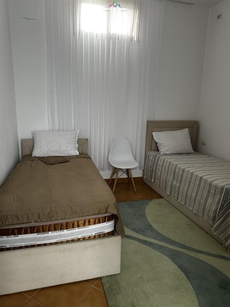 jepet me qera Vile 2+1 Kati 3, 80 m² 400 € (selite)
