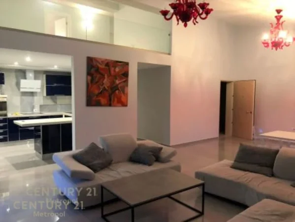 Tirane, jepet me qera apartament+verande | Penthouse 3+1+Aneks+Ballkon Kati 6, 261 m² 1.500 € (Liqeni i Thatë)