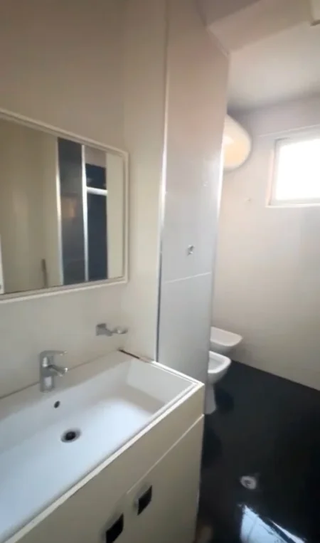 Tirane, shitet apartament 2+1+Ballkon Kati 4, 103 m² 103.000 € (Fresk)