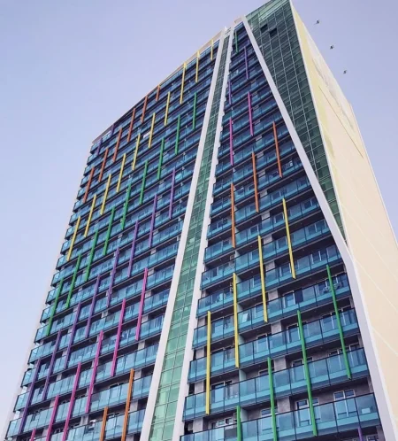 Shqiperi, jepet me qera zyre Kati 1, 150 m² 1.000 € (AMBASADOR 3)