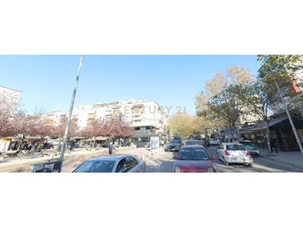 Tirane, shitet Vile , 533 m² 927.000 € (Rruga Xhanfize Keko Xhamllik)