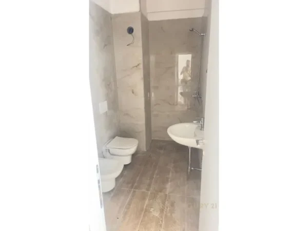 Tirane, shitet apartament 1+1 Kati 6, 55 m² 65.000 € (qtu)