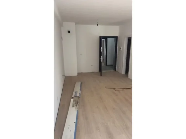 Tirane, shitet apartament 1+1 Kati 6, 55 m² 65.000 € (qtu)