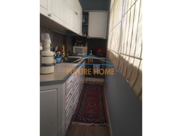 Tirane, jepet me qera apartament 2+1 Kati 2, 80 m² 700 € (Myslym Shyri)