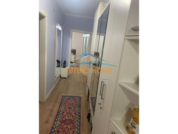 Tirane, jepet me qera apartament 2+1 Kati 2, 80 m² 700 € (Myslym Shyri)