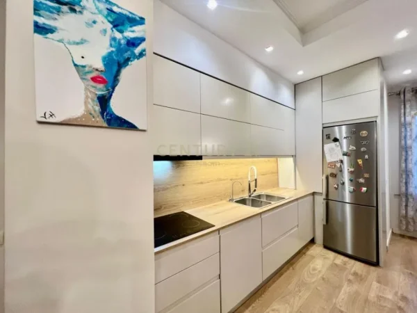 Tirane, shitet apartament 2+1 Kati 2, 80 m² 148.000 € 