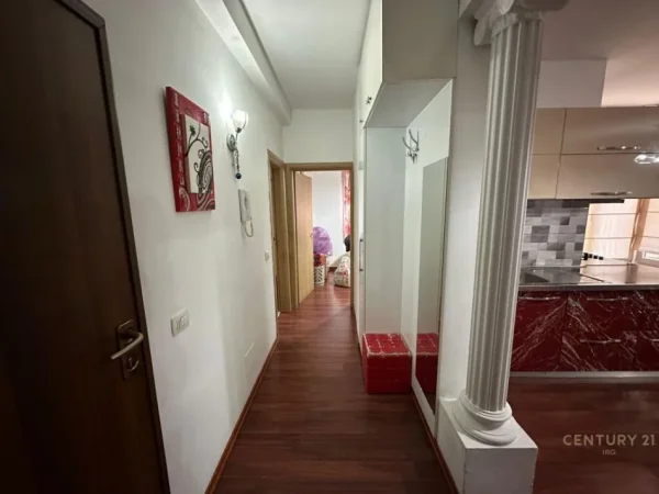 Tirane, shitet apartament 3+1 Kati 2, 110 m² 250.000 € (rruga e bogdaneve)