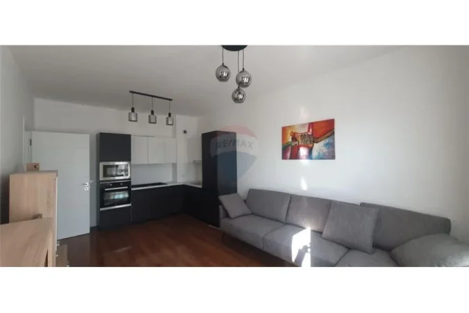 Tirane, jepet me qera apartament 1+1 , 550 € (Rruga e Dibres)