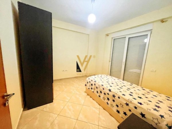 Tirane, jepet me qera apartament 2+1+Ballkon Kati 2, 70 m² 550 € (LIQENI I THATE)