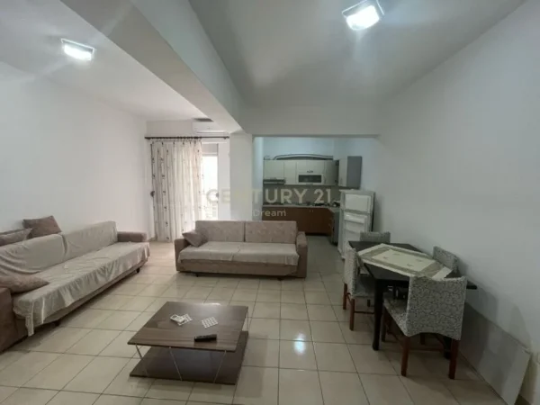 Vlore, shitet apartament 1+1 Kati 3, 84 m² 85.000 € (Orikum Vlore)