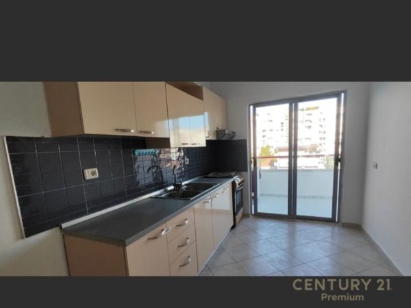Tirane, shitet apartament 2+1 Kati 5, 87 m² 110.000 € (astir)