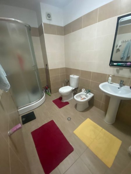 Tirane, shes apartament 2+1+Ballkon Kati 12, 123 m² 125.000 € (Kompleksi Malajzian)