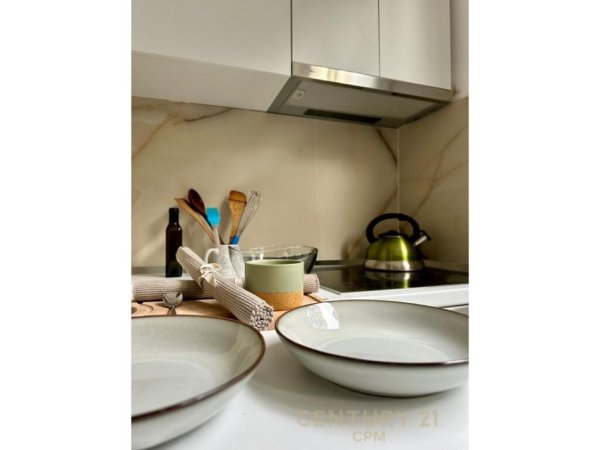 Tirane, jap me qera apartament 1+1 , 42 m² 666 € (Rruga e Kosovarëve)