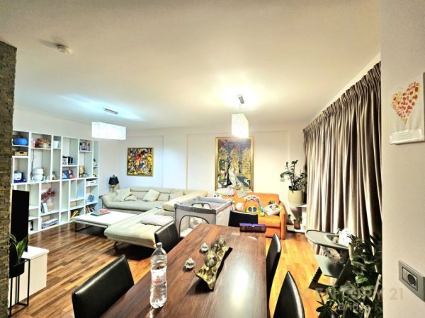 Tirane, shes apartament 3+1+2 , 189 m² 604.000 € (Kompleksi Nobis, Liqeni i Tiranës)