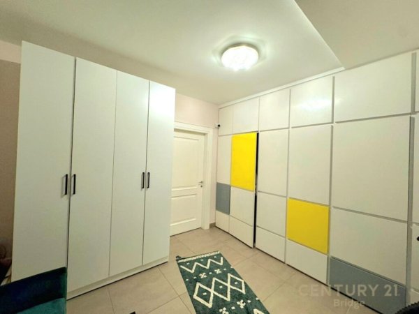 Tirane, shes apartament 3+1+2 , 189 m² 604.000 € (Kompleksi Nobis, Liqeni i Tiranës)
