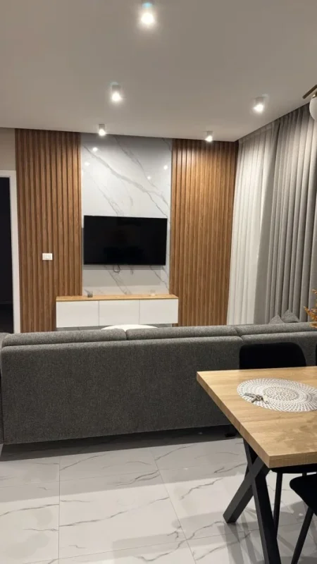 Tirane, jepet me qera apartament 2+1 , 120 m² 800 € (Trio Tower Residence, Don Bosko)