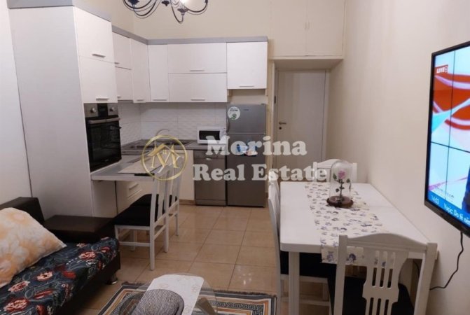 Tirane, jepet me qera apartament 2+1 Kati 5, 75 m² 690 € (Qender)