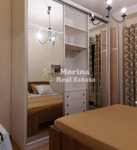 Tirane, jepet me qera apartament 2+1 Kati 5, 75 m² 690 € (Qender)