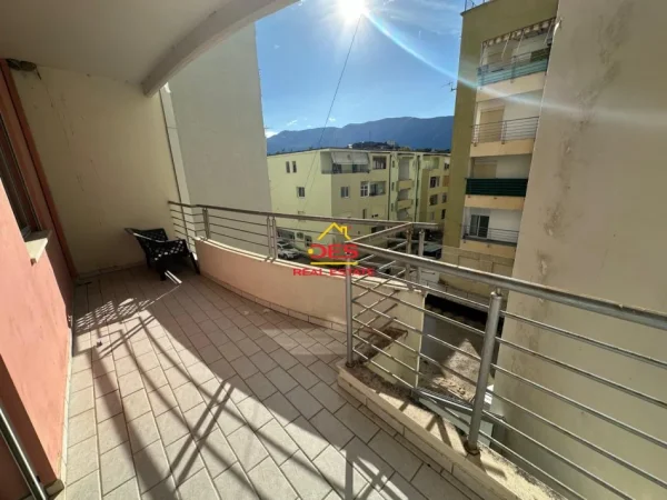 Radhime - Orikum, shitet 1+1+Ballkon Kati 2, 84 m² 85.000 € (Orikum, Vlorë)