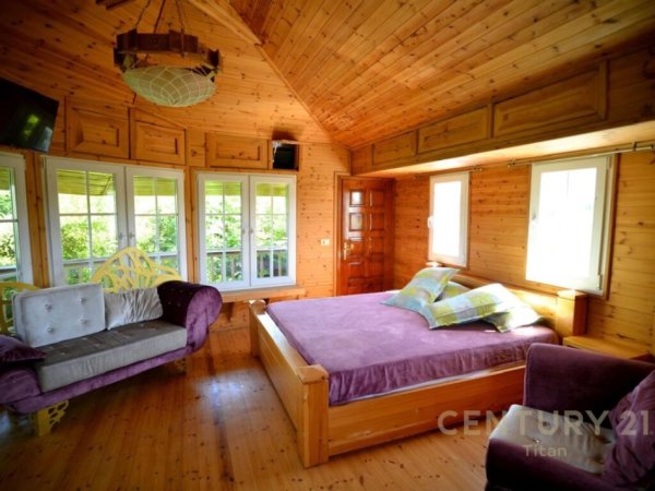 Tirane, SHES AGROTURIZEM, 16.000 m² 2.000.000 € (Rinas)