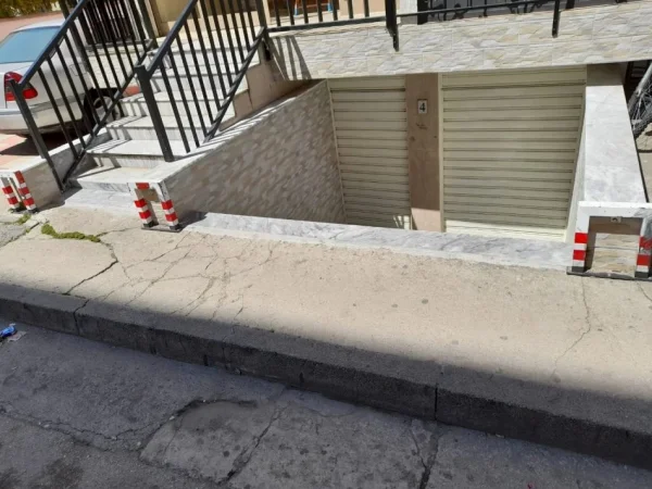 Tirane, shes dyqan Kati 0, 124 m² 169.000 € (Vasil Shanto Rruga Viktor eftemiu)