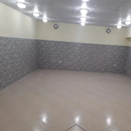 Tirane, shes dyqan Kati 0, 124 m² 169.000 € (Vasil Shanto Rruga Viktor eftemiu)