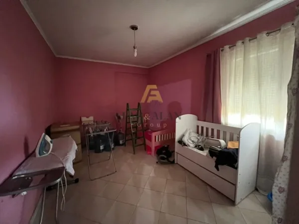 Tirane, shitet apartament 2+1 Kati 3, 120 m² 135.000 € (Fresku)