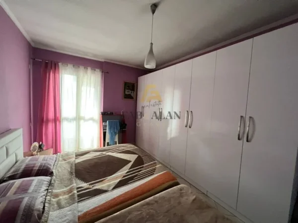 Tirane, shitet apartament 2+1 Kati 3, 120 m² 135.000 € (Fresku)
