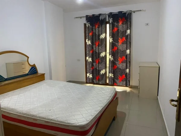 Tirane, jepet me qera apartament 2+1 Kati 3, 140 m² 500 € (Astir)