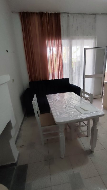 Tirane, jepet me qera apartament 1+1 Kati 1, 65 m² 350 € (Don Bosko)