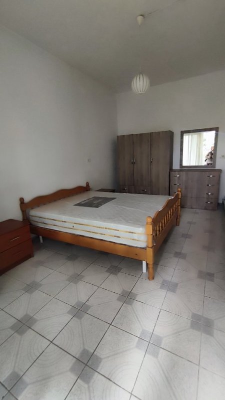 Tirane, jepet me qera apartament 1+1 Kati 1, 65 m² 350 € (Don Bosko)