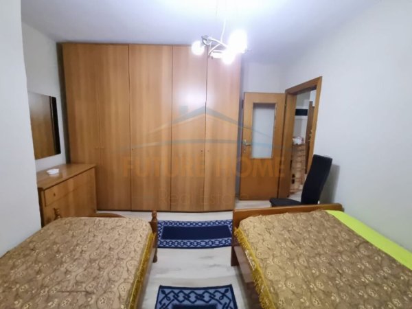 Tirane, jepet me qera apartament 1+1 Kati 0, 52 m² 380 € (Rruga Idriz Dollaku)