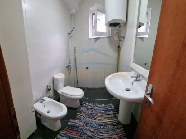 Tirane, jepet me qera apartament 1+1 Kati 0, 52 m² 380 € (Rruga Idriz Dollaku)