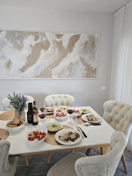 Okazion: Penthause me verande panoramike Linze, Rruga e Dajtit, i arreduar ne 2023 | Penthouse 2+1+Ballkon Kati 4, 176 m²