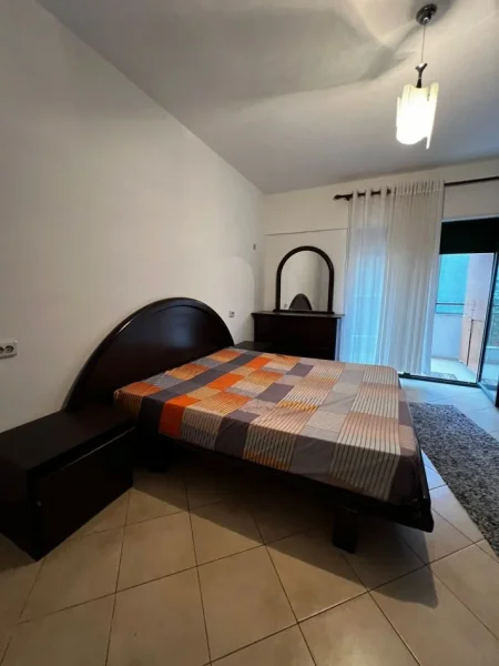 Tirane, shitet apartament 1+1+Aneks+Ballkon Kati 4, 74 m² 120.000 € (Rruga Bill Klinton)