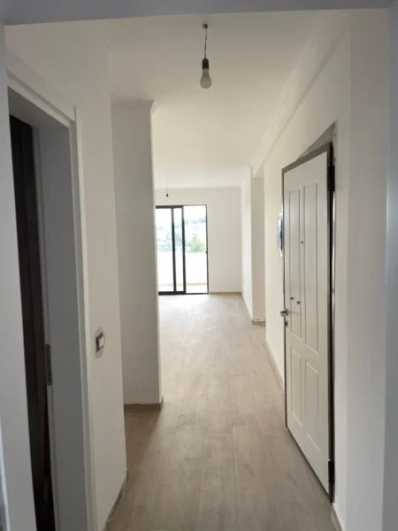 Tirane, shitet apartament 1+1 Kati 4, 98 m² 148.500 € (ASTIR)