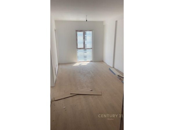 Tirane, shes apartament 1+1+Ballkon Kati 6, 54 m² 65.000 € (Univers City, Qendra Tregtare QTU)