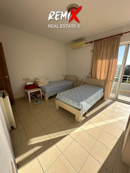 Durres Plazh, shitet Vile 3 Katshe Kati 3, 460.000 € 