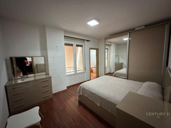 Tirane, shes apartament 3+1 Kati 2, 110 m² 250.000 € (Rruga e Bogdaneve)