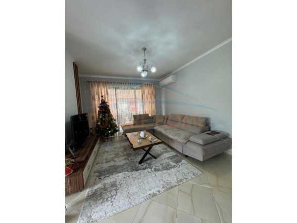 ALF47246 Tirane, shitet apartament 2+1 Kati 2, 125 m² 145.000 € (unaza e re, astir)