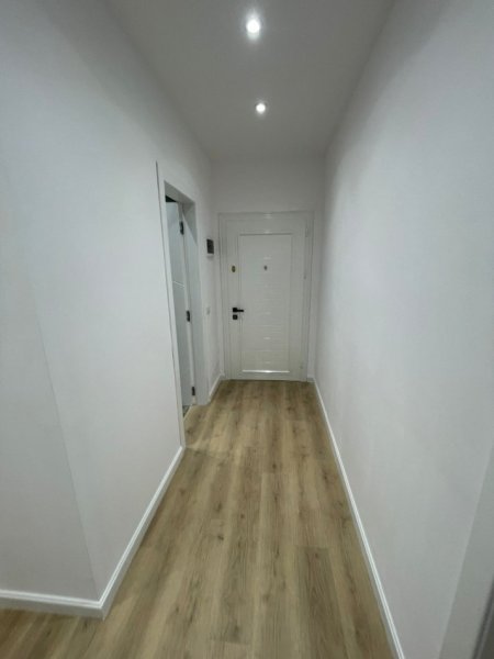 Tirane, shitet apartament 2+1+Ballkon Kati 3, 105 m² 170.000 € (Kodra e Diellit)