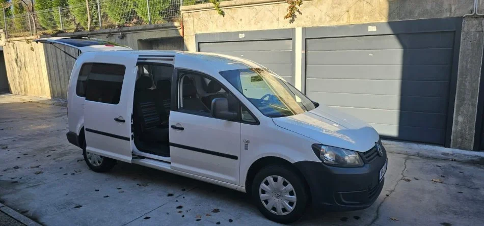 OKAZION !! Tirane, SHITET OSE NDERROHET VOLKSWAGEN CADY Nafte, e bardhë manuale Kondicioner 208.000 km 8.500 €
