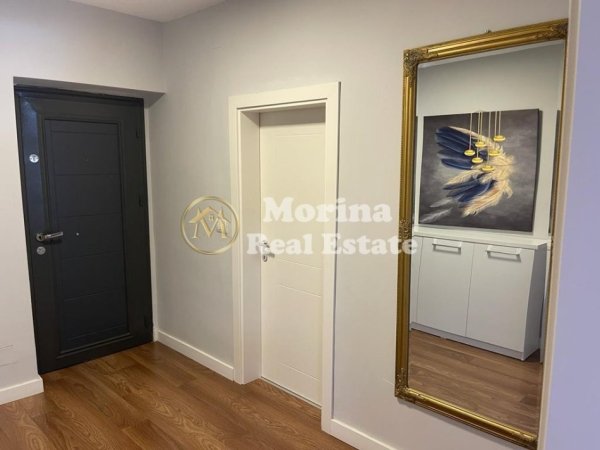 Tirane, jepet me qera apartament 1+1 Kati 1, 55 m² 650 € (Blloku)