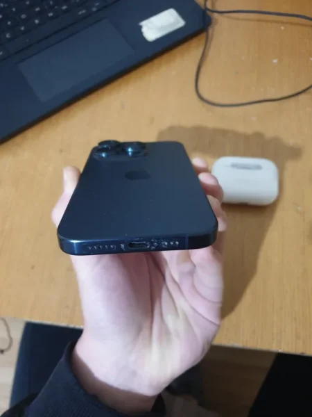 Tirane, shes Celular-Smartphone iPhone 15 pro