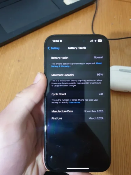 Tirane, shes Celular-Smartphone iPhone 15 pro