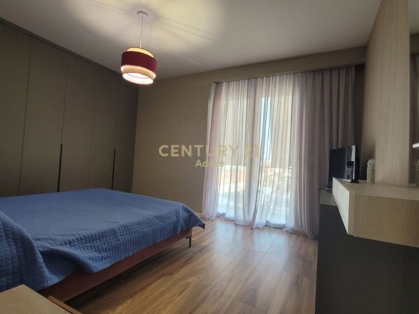 Tirane, jepet me qera apartament 2+1 Kati 5, 94 m² 800 € (rruga don bosko)