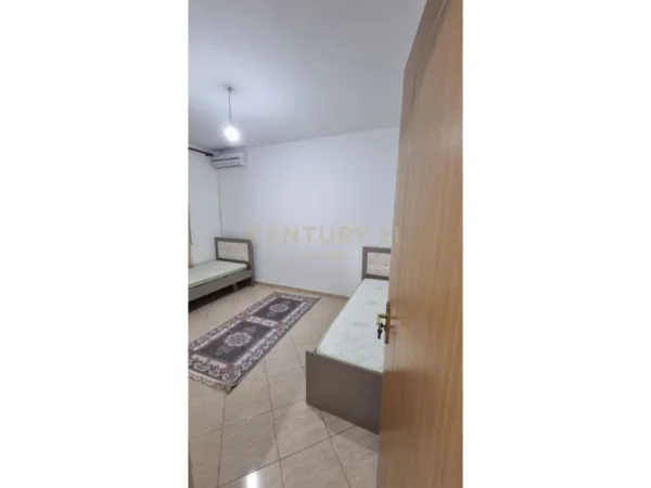 Tirane, shes apartament 2+1 Kati 8, 93 m² 124.000 € (astir)