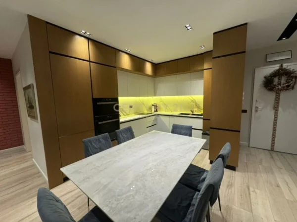 Tirane, shes apartament 2+1+Aneks+Ballkon Kati 2, 110 m² 245.000 € (TOWER BRIDGE 3)