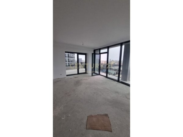 Tirane, jepet me qera apartament 3+1 Kati 7, 232 m² 3.000 € (Lake View Residences Tirana, Albania)